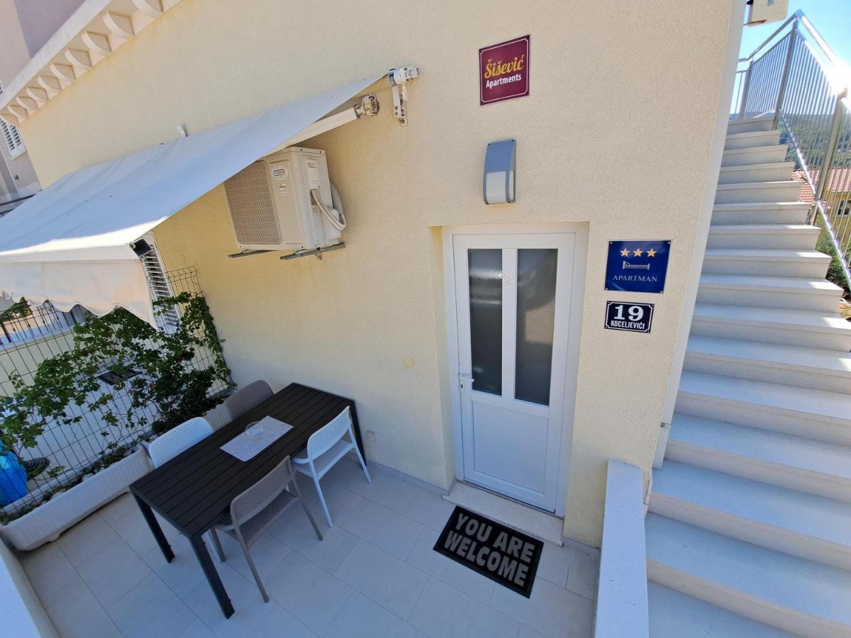 Apartments Sisevic - Comfort Apartments With Balconies And Sea View 斯拉诺 外观 照片