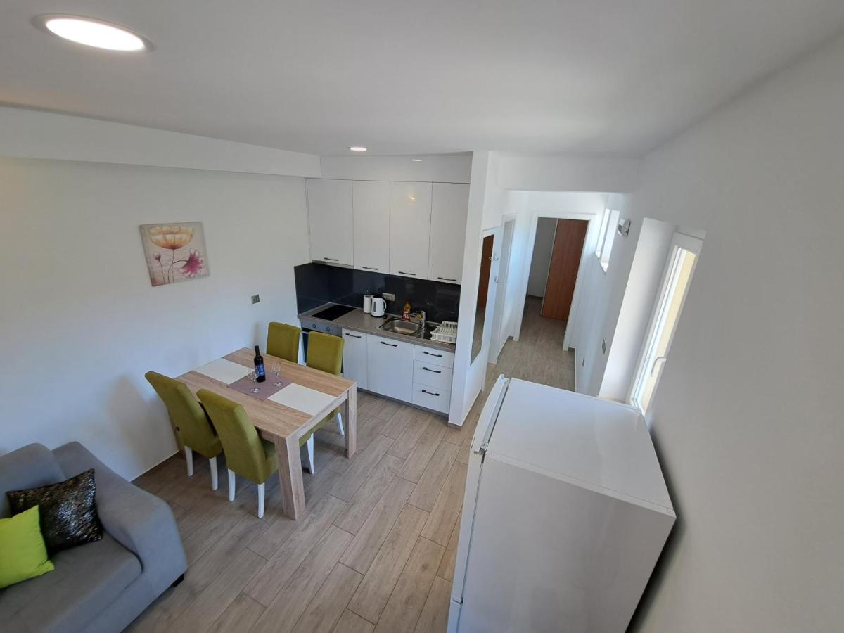 Apartments Sisevic - Comfort Apartments With Balconies And Sea View 斯拉诺 外观 照片