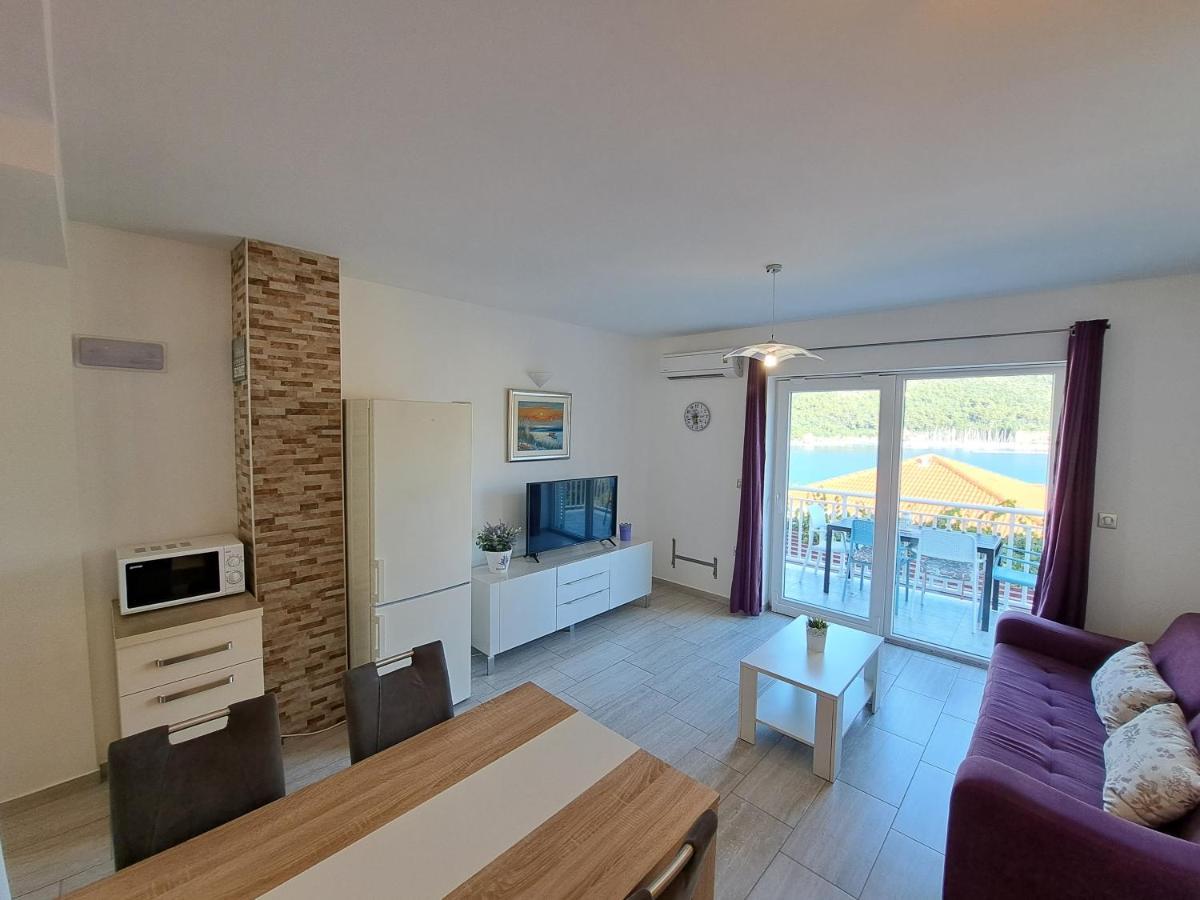 Apartments Sisevic - Comfort Apartments With Balconies And Sea View 斯拉诺 外观 照片