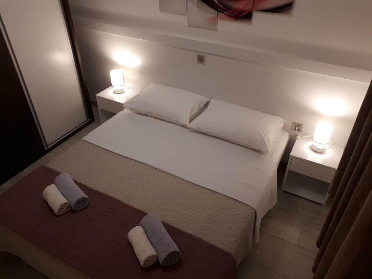 Apartments Sisevic - Comfort Apartments With Balconies And Sea View 斯拉诺 外观 照片